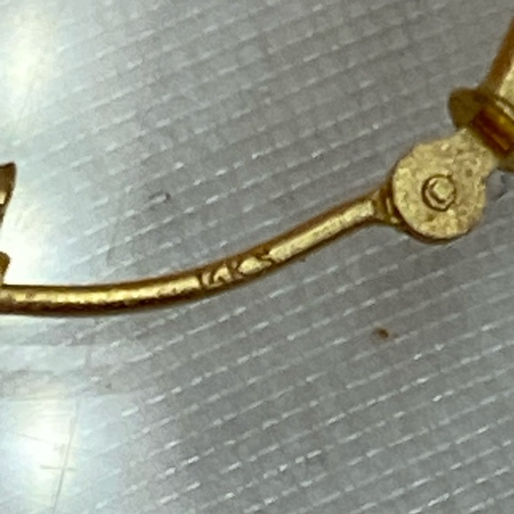 14K YELLOW GOLD Classic twisted hoop earrings matte and shine REAL GOLD vintage - Picture 11 of 15